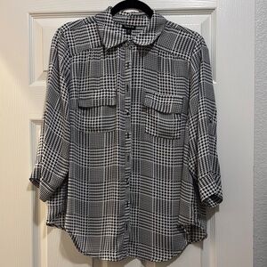 Torrid Black and White Houndstooth Shirt